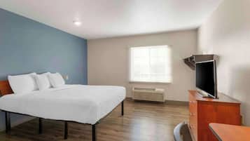 1 Full Bed | Non-Smoking, Kitchen | WiFi (無料)、ベッドシーツ