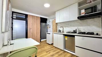 Apartamento conforto, 1 quarto | Cozinha privada