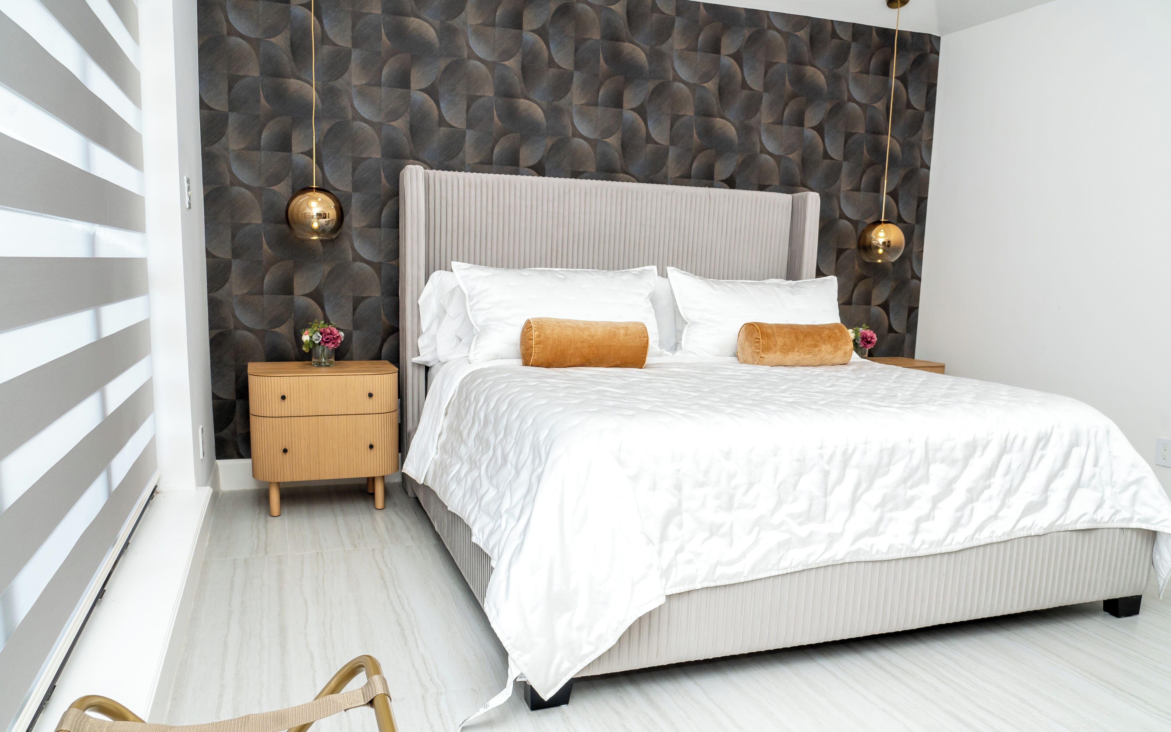 2 bedrooms, iron/ironing board, travel crib, WiFi (free)
