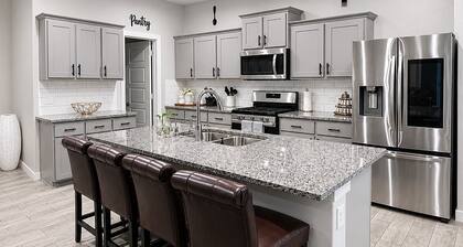 Family-Friendly Texas Home with Great Location. 4 bedroom 2 full baths