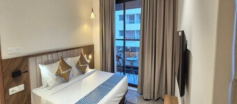 Standard King Roompalette Fairmont Gonda