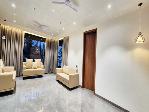 Standard King Roompalette Fairmont Gonda