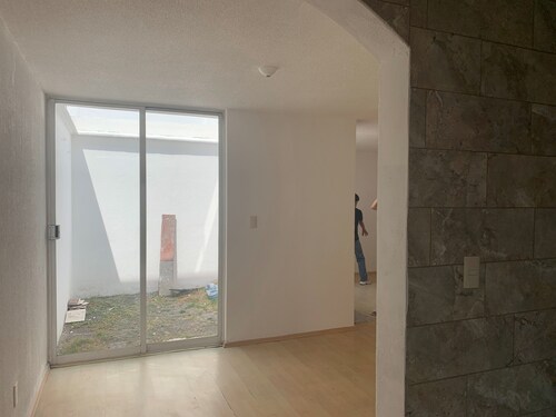 Amazing 3-bedroom townhome in a gated comm. Santa Maria Toltepec, Toluca, Mexico