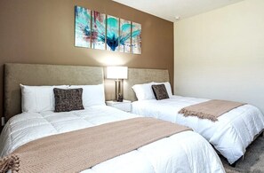 3 Schlafzimmer, Bügeleisen/Bügelbrett, WLAN, Bettwäsche