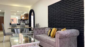 Apartment, 4 Bedrooms, Smoking, Balcony | Living room