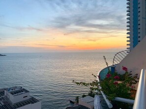 Căn hộ, 4 phòng ngủ, hút thuốc, ban công | Ban công