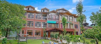 Saver Double With River View Palette Regency