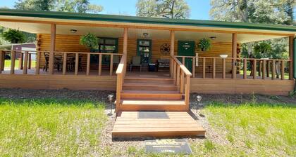 The Cabin at Oakwood Acres in Fort White, newly renovated