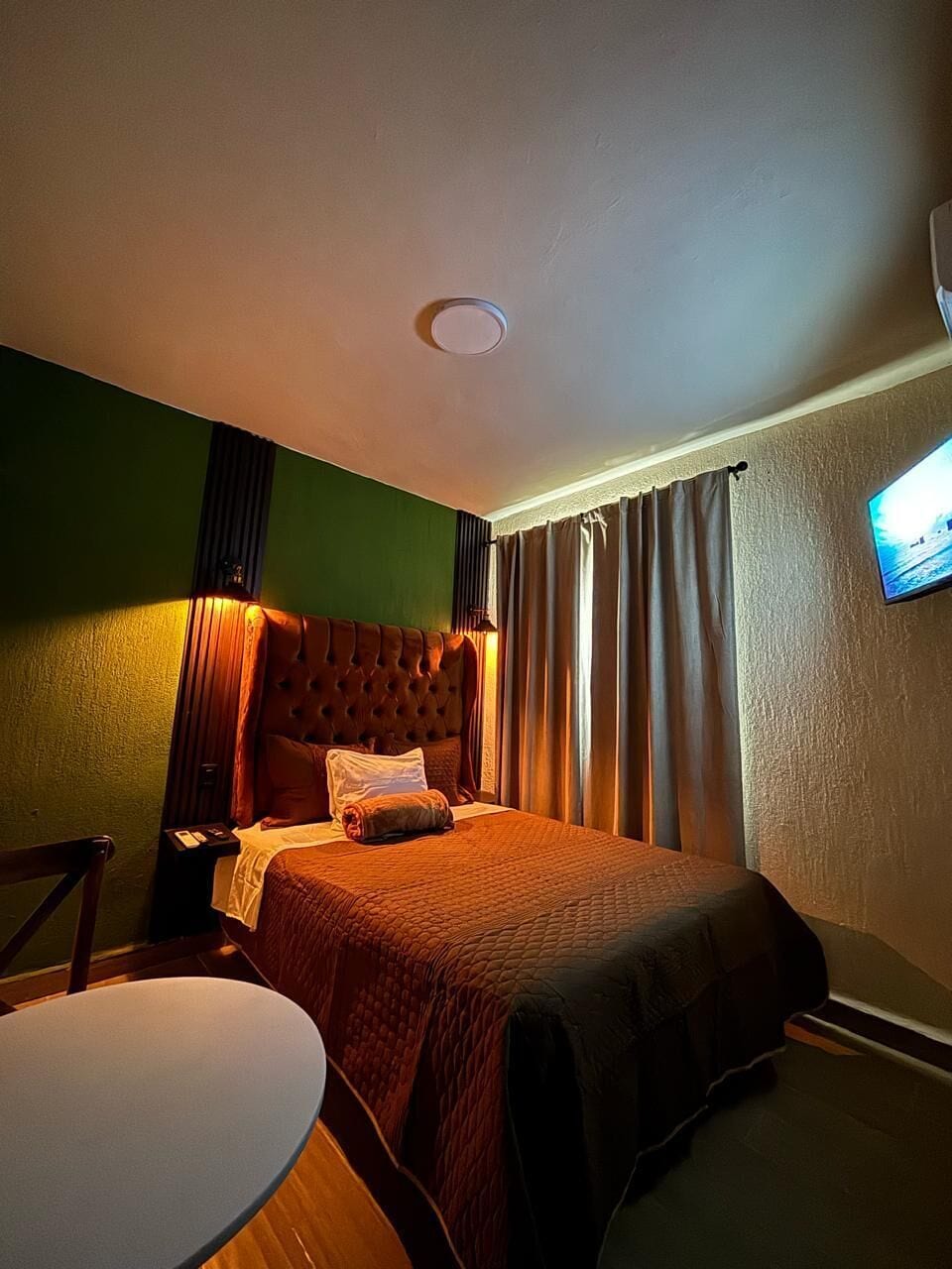 Standard Room | Laptop workspace, blackout drapes, iron/ironing board, WiFi (free)