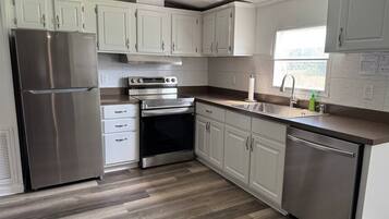 Microwave, coffee/tea maker