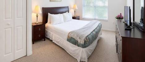 4 bedrooms, iron/ironing board, WiFi