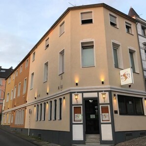 Exterior - Hotel Select (Moenchengladbach)