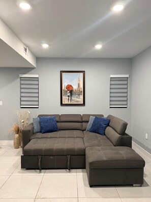 Interior - Spacious Florida Keys Escape. Family Friendly (Florida City)
