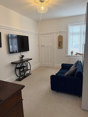 Living area - 2 Bedroom self contained rooms in Central Christchurch (Christchurch)