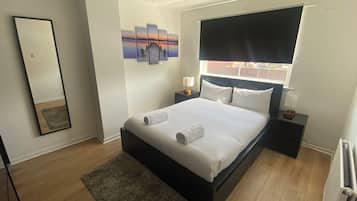 3 Schlafzimmer, Bügeleisen/Bügelbrett, WLAN, Bettwäsche