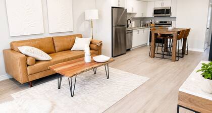 Cozy 2BR Condo in Chapel Hill Free Parking
