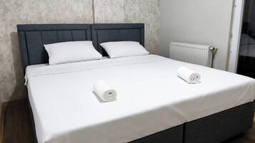 Apartment, 1 King-Bett und Schlafsofa, Küche | Bügeleisen/Bügelbrett, kostenloses WLAN