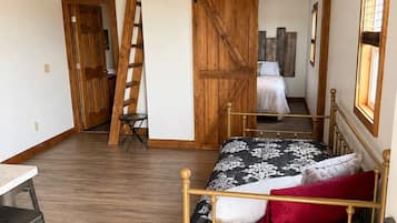 2 bedrooms, bed sheets, wheelchair access