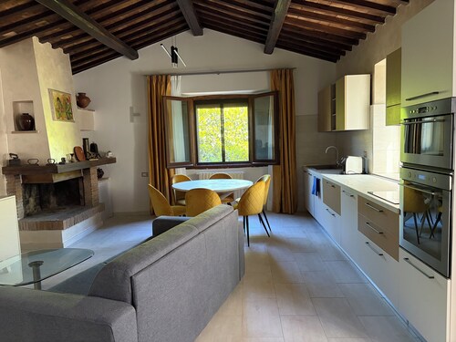 Villetta immersa nel verde dell'Umbria