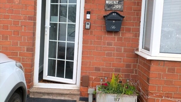 Unclassified image, 1 of 16, button - Cosy Cottage style Bungalow Close to Leicester City, Abbey Park & The Highcross (Leicester)