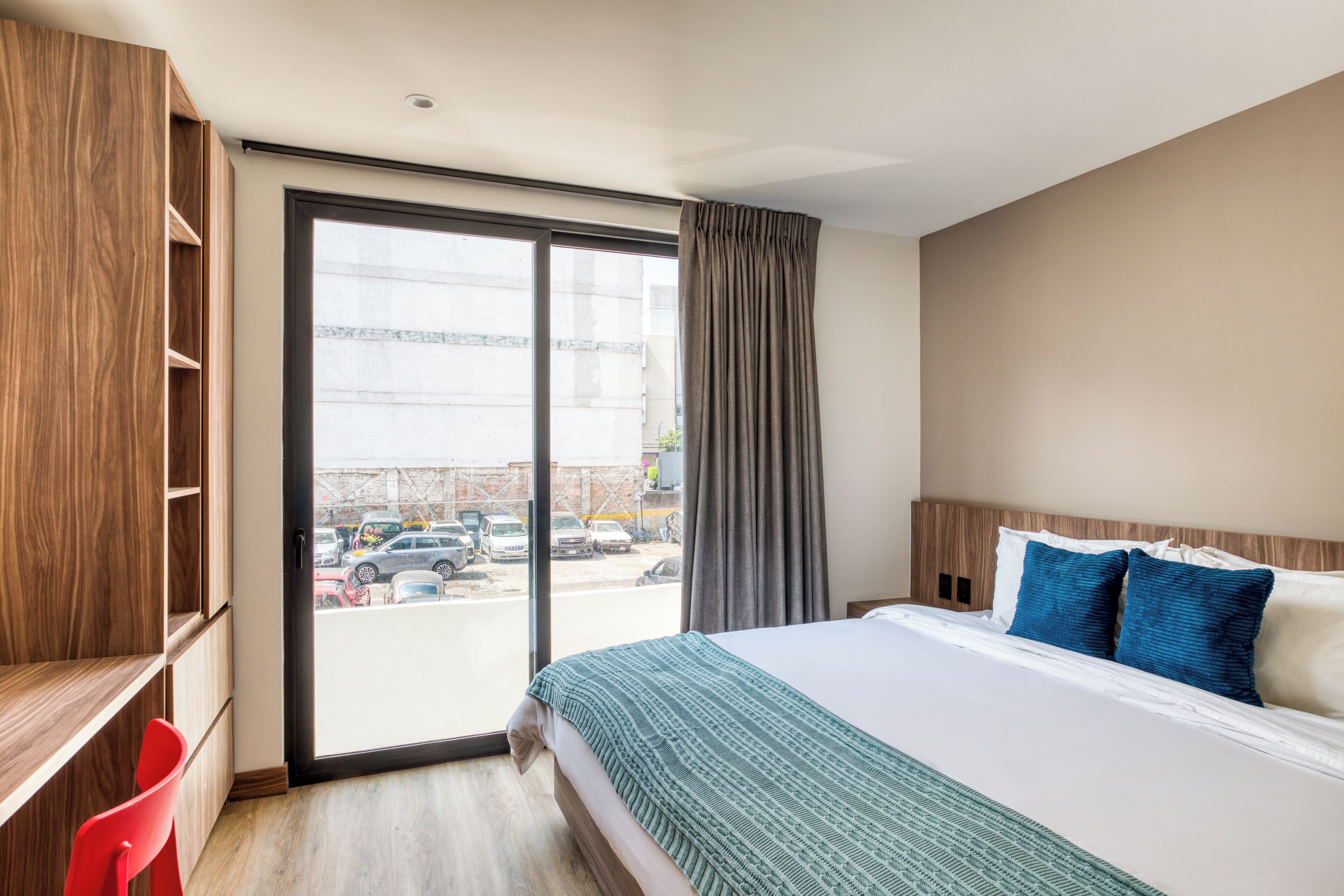 In-room safe, desk, laptop workspace, soundproofing