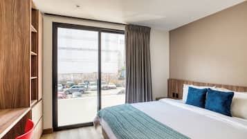 In-room safe, desk, laptop workspace, soundproofing