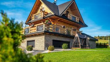 House | Exterior