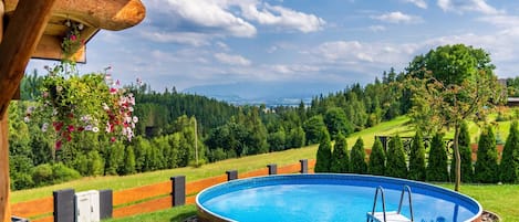 Casa | Alberca | Alberca techada y alberca al aire libre
