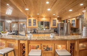 Private kitchen - Gorgeous Lake Views. Hot Tub, Dog Enclosed Yard (Big Bear Lake)