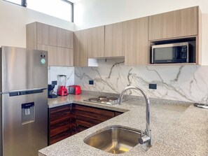 Private kitchen - Charming Apartment w/ Pool 3 Blocks to Beach (Mazatlan)