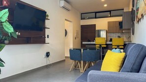 Interior - Lovely apartment with pool 4 blocks from the beach (Mazatlan)