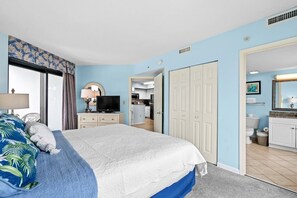 3 chambres, fer et planche à repasser, lit parapluie, Wi-Fi gratuit