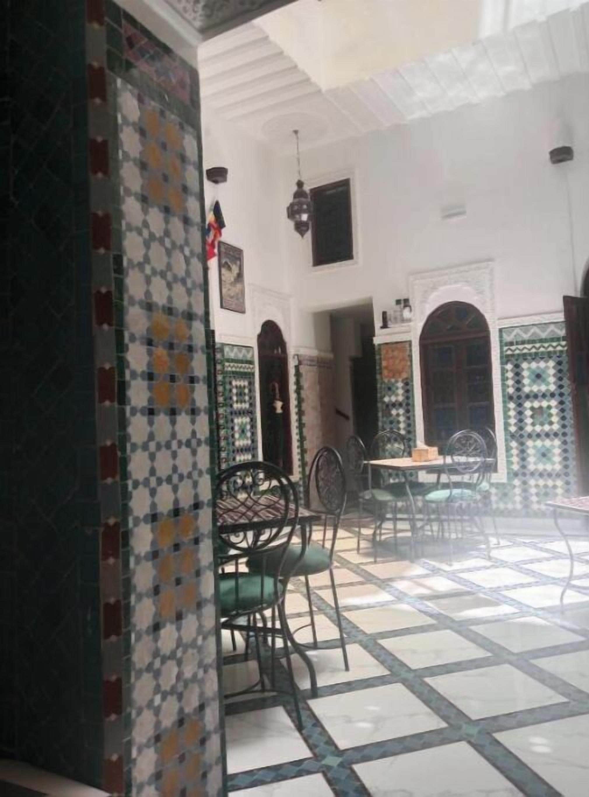 تناول الطعام