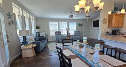 Gorgeous 3-bedroom house in tranquil Lakeside perfect for relaxing stays