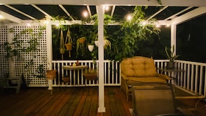Terrace/patio - Quiet, homey & private 3BR in Swampscott. 7-min walk to beach. (Swampscott)
