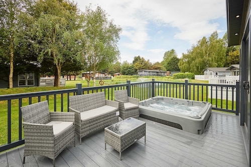 Host Stay Rose Lodge