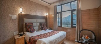 Palette Hotel Regency Valley View Pahalgam