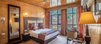Deluxe With River View Palette Regency Valley