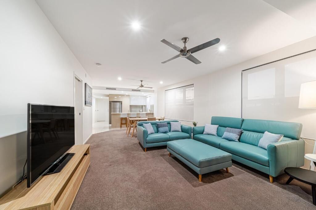 Apartment, 3 Bedrooms, Ocean View | Living area | Smart TV
