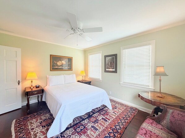 3 habitaciones, tabla de planchar con plancha y wifi gratis 