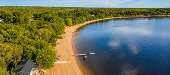45 mins from Fredericton/on the beach/sunrises/boat launch/golf/pickleball