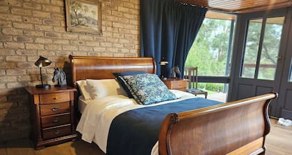 Apple Tree Studio - country luxury self-contained studio