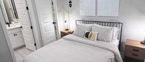 1 chambre, fer et planche Ă repasser, Wi-Fi, literie fournie