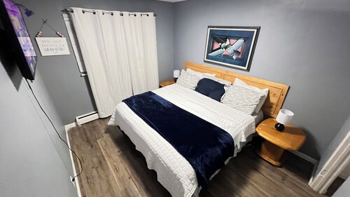 2-bedroom apartment in Marvelous North Fargo with AC