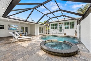 Pool - NEW! Brisas Del Mar | Private Pool with Spa, Guest House, Near Siesta Key Beach (Siesta Key)