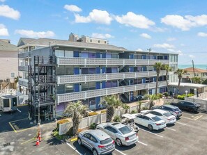 Exterior - Relaxing Place to Stay, 1 BR unit near the Beach (North Myrtle Beach)