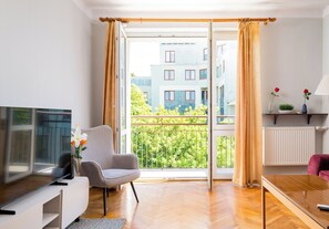 Living area - Muranów Art Apartment (Warszawa)
