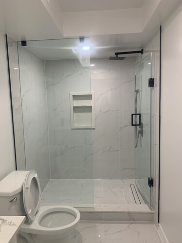 Nice clean Cozy new renovated basement apartment with separate entrance