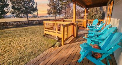 Locust Lane Retreat - Mountain Views + Hot tub