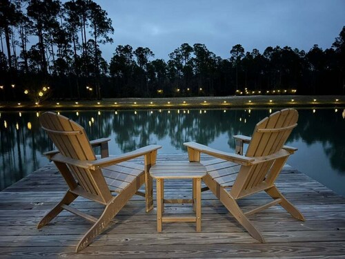 Water + Woods – Unique Treehouse Retreat on 10 Private Acres in Gulf Shores